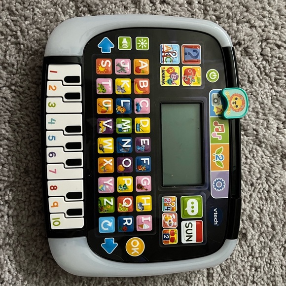 VTech Interactive Learning Tablet - Picture 1 of 2